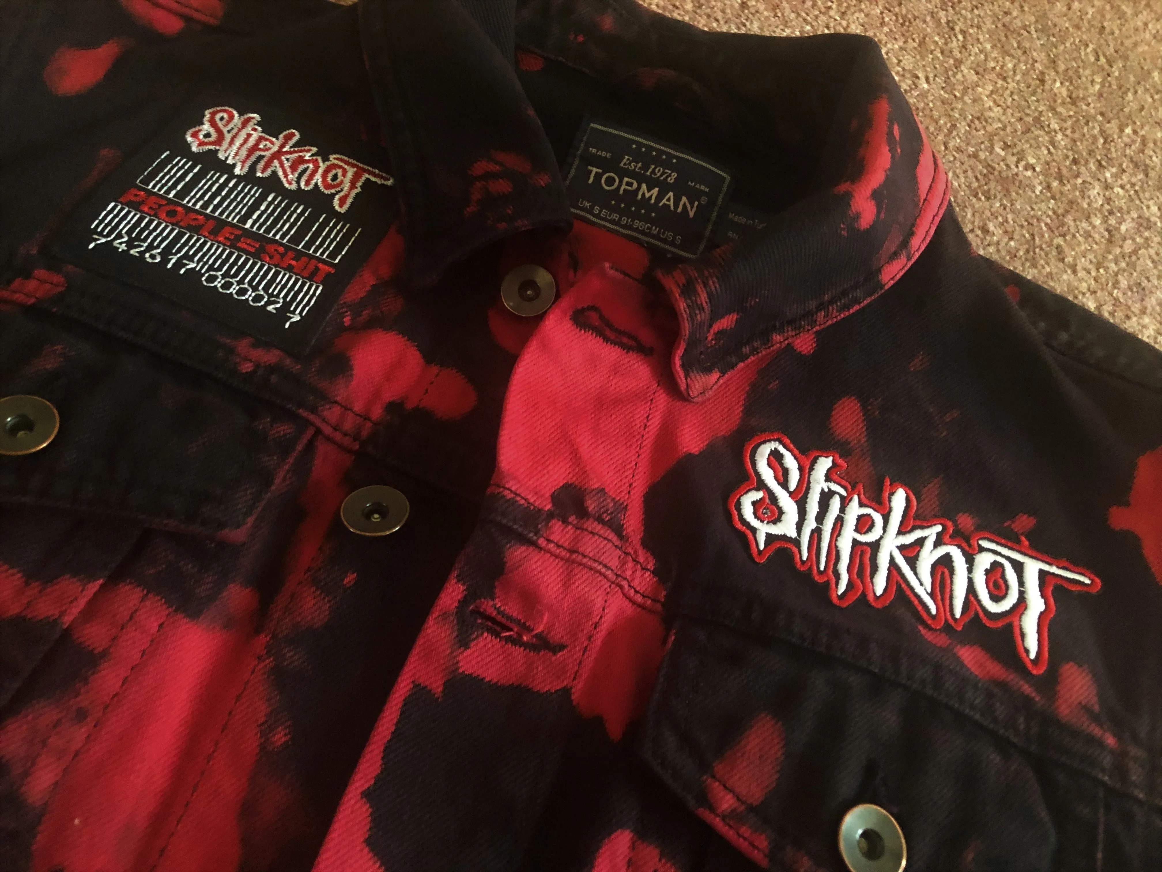 Slipknot Barcode Maggot Crest Blood Tie-Dye Edition Cut-Off Denim Jacket